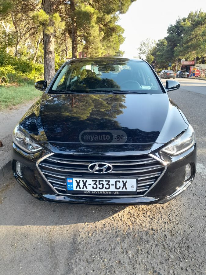 Hyundai Elantra 2018 — photo 2