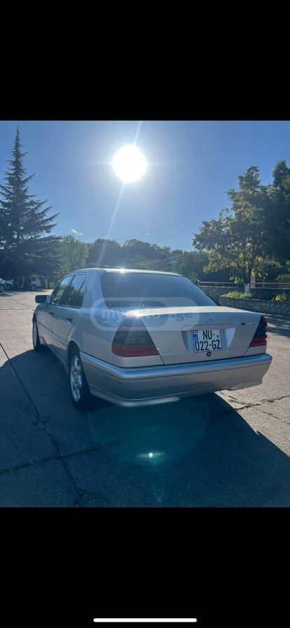 Mercedes-Benz C 230 1999 — photo 2