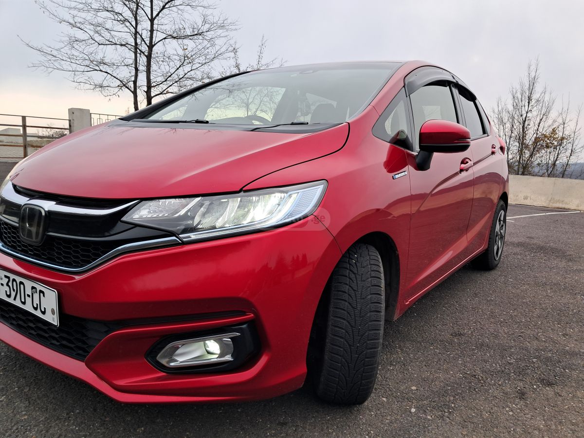 Honda Fit 2018 — photo 2