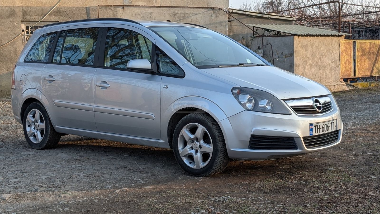Opel Zafira 2008 — photo 2