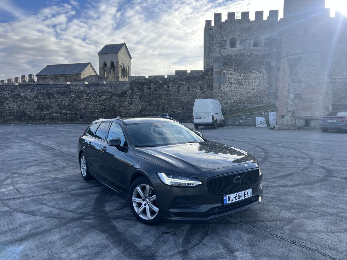 Volvo V 90 Kombi 2018 — photo 2