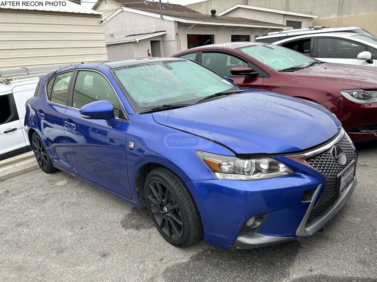Lexus CT 200 h 2015 — photo 2