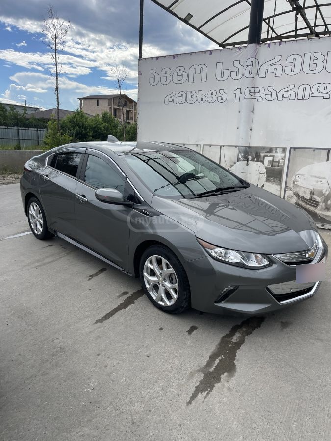 Chevrolet Volt 2016 — photo 2