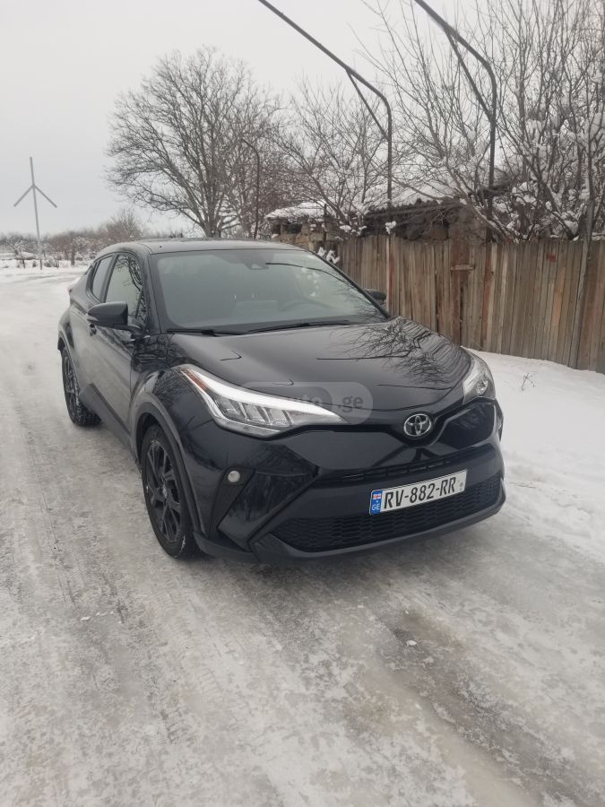 Toyota CHR 2020 — photo 2