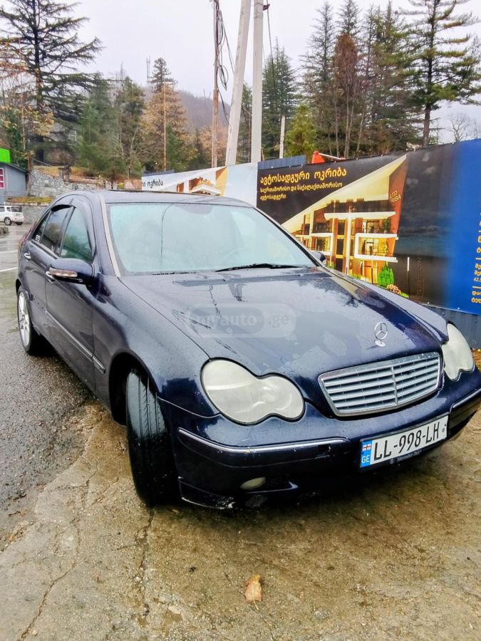 Mercedes-Benz C 200