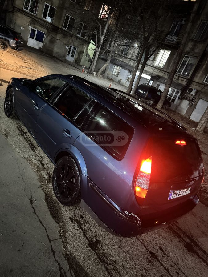 Ford Mondeo 2004 — photo 2