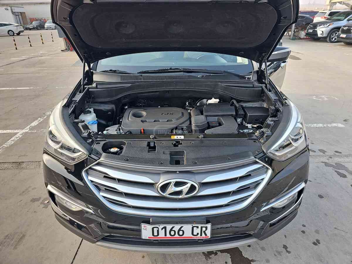 Hyundai Santa Fe 2018 — photo 2