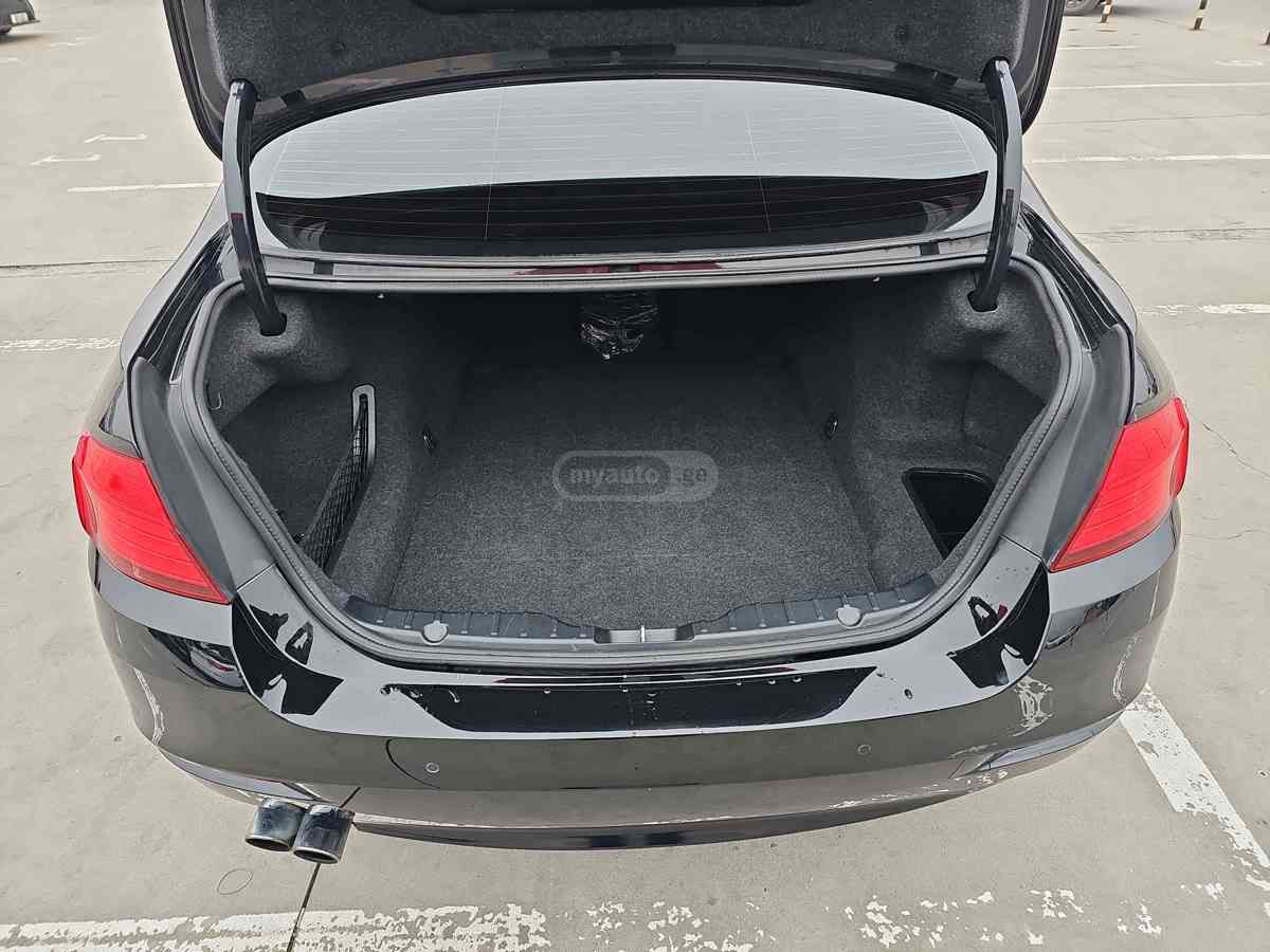 BMW 528 2015 — photo 2