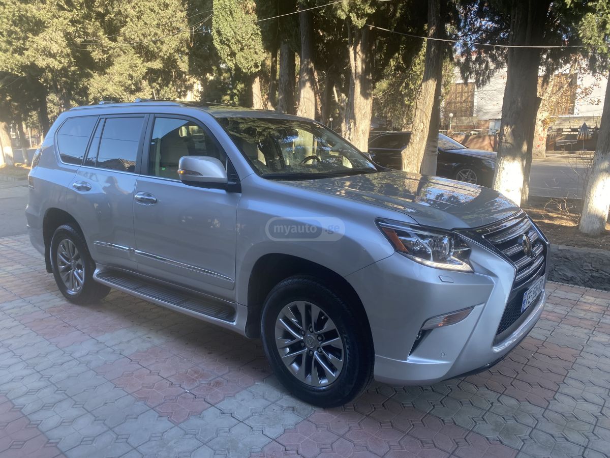 Lexus GX 460 2017 — photo 2