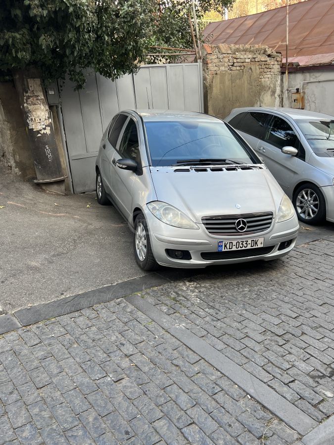 Mercedes-Benz A 200 2005 — photo 2