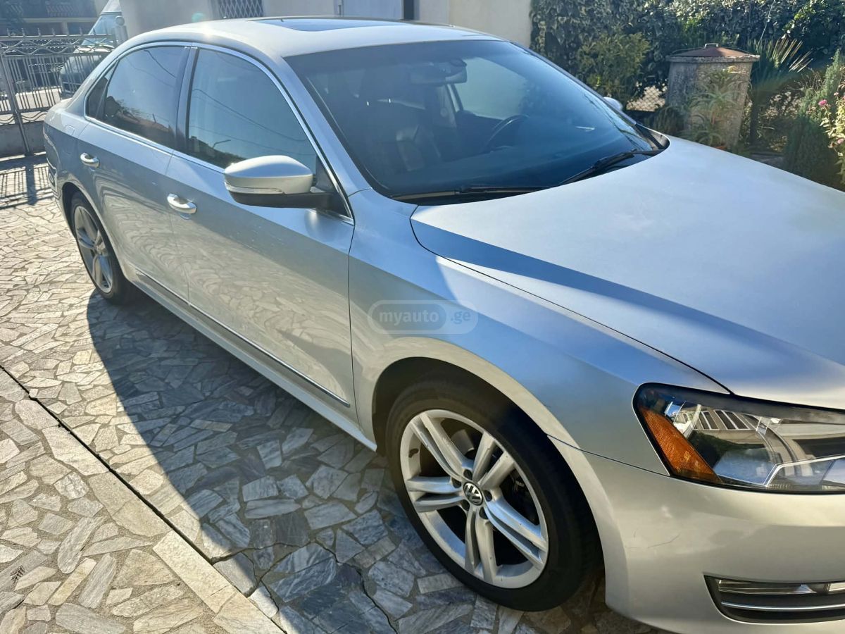 Volkswagen Passat 2015 — photo 2