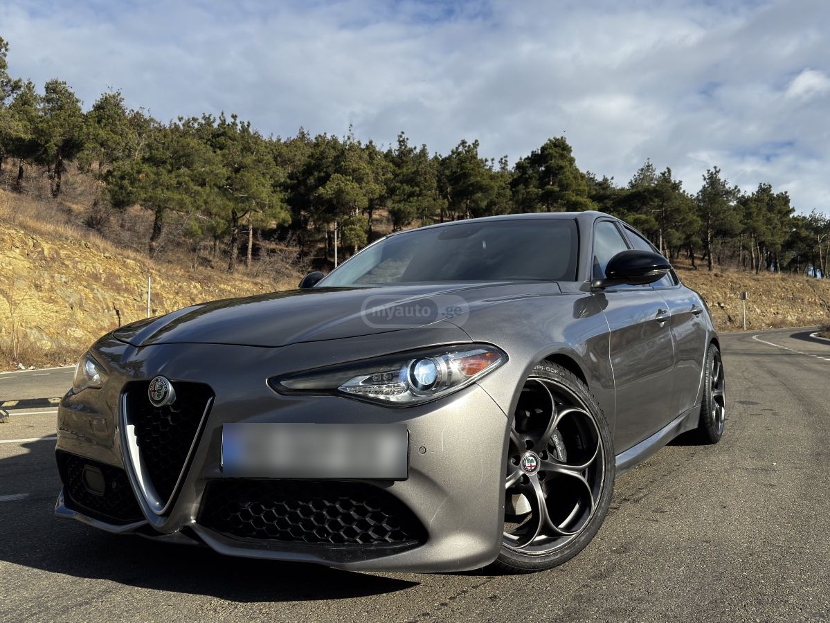Alfa Romeo Giulia