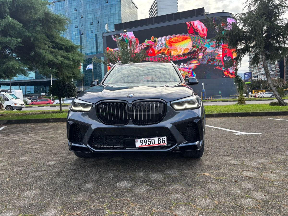 BMW X5 2019 — photo 2
