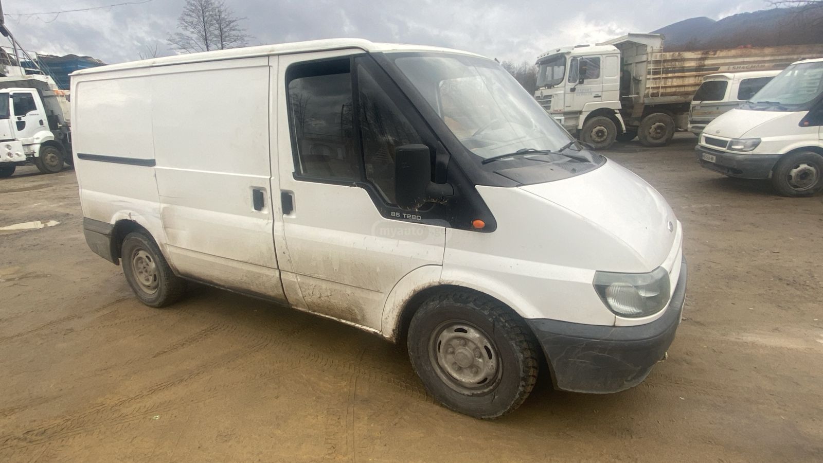 Ford Transit 2004 — photo 2