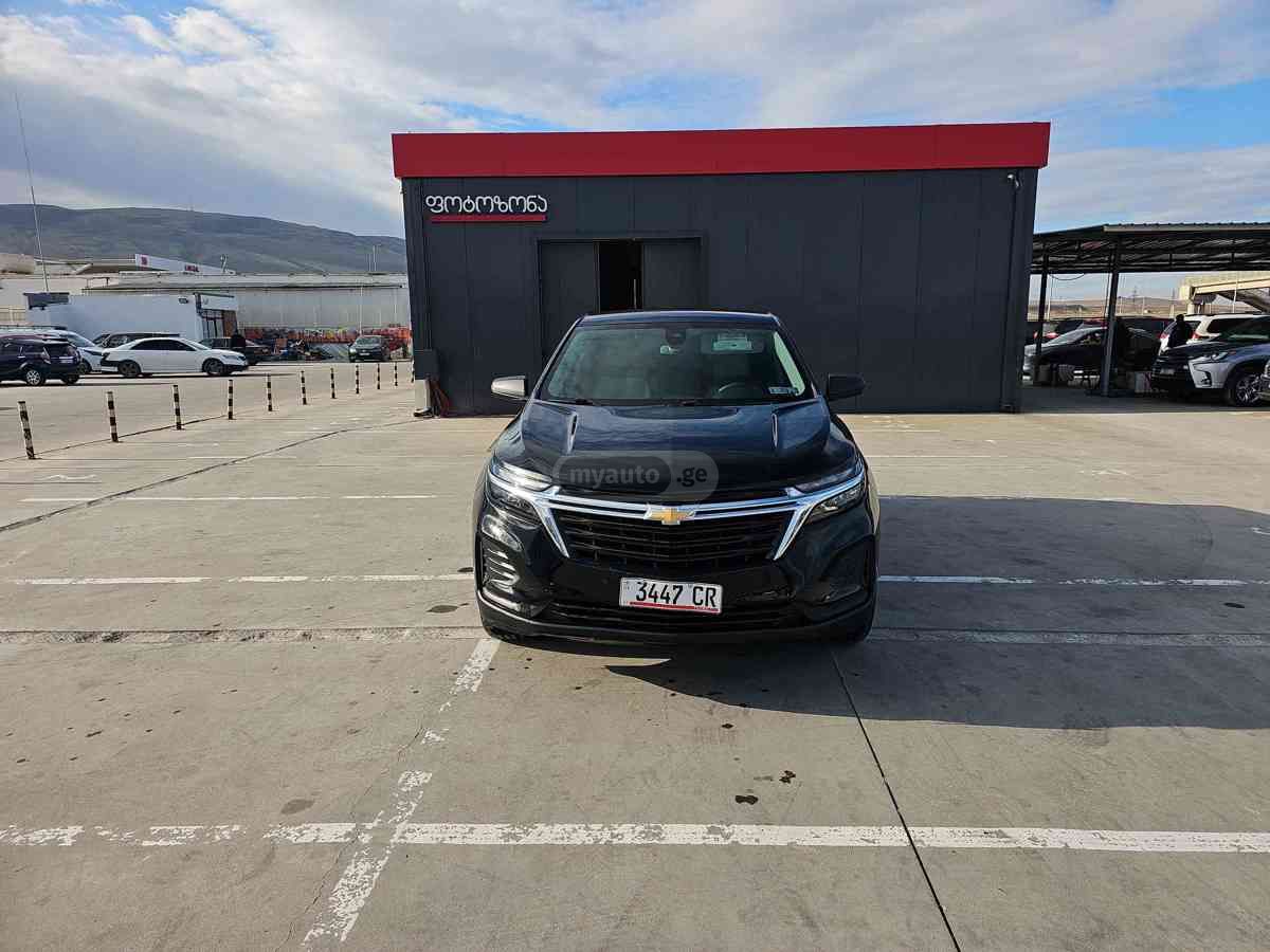 Chevrolet Equinox 2023 — photo 2