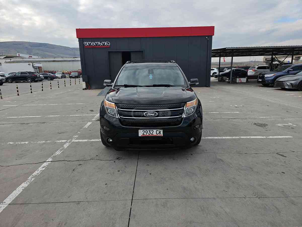 Ford Explorer 2015 — photo 2