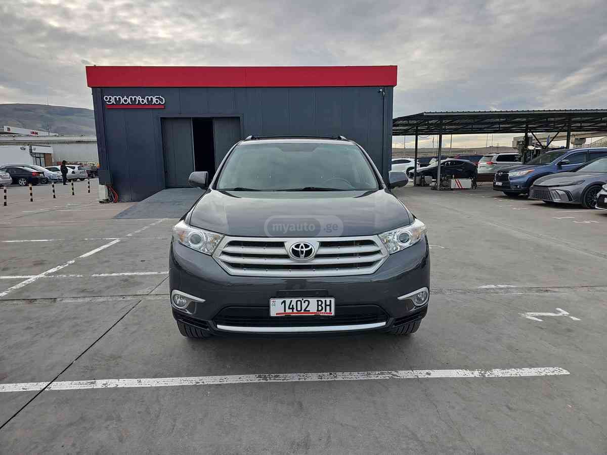 Toyota Highlander 2012 — photo 2