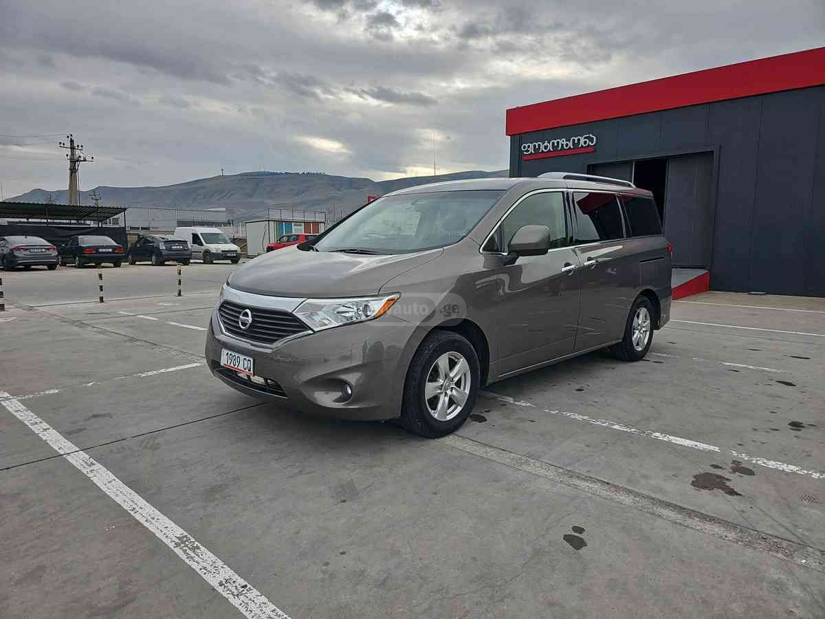 Nissan Quest