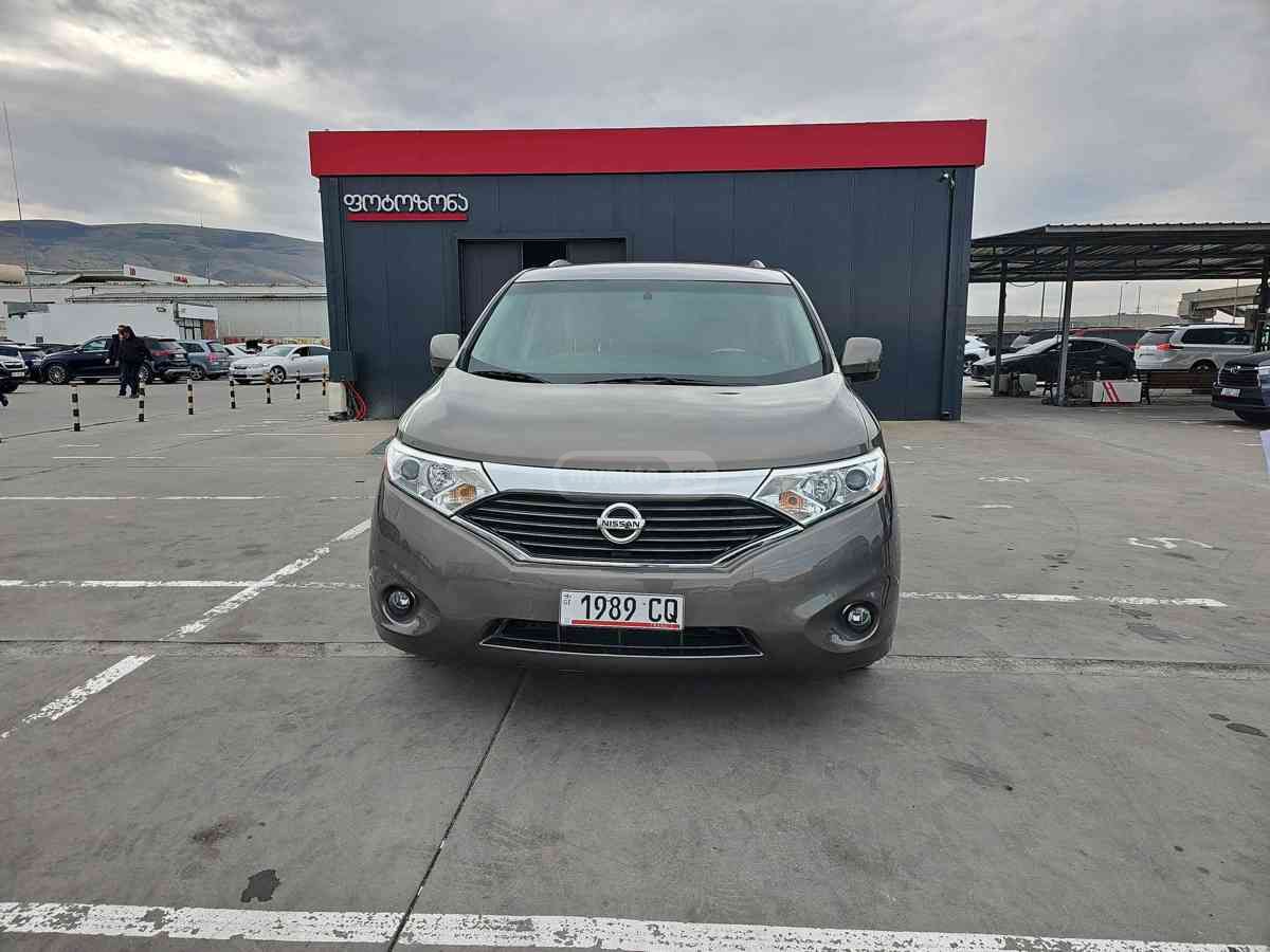 Nissan Quest 2017 — photo 2