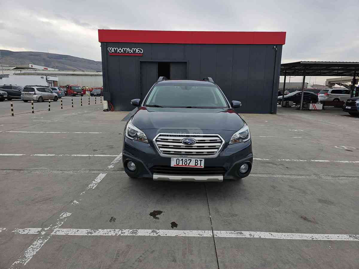 Subaru Outback 2017 — photo 2
