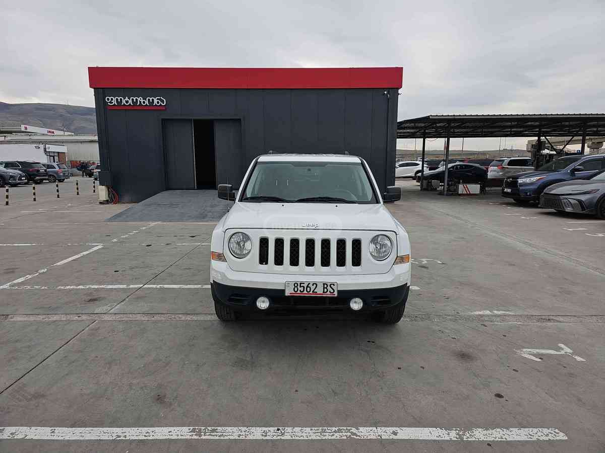 Jeep Patriot 2016 — photo 2
