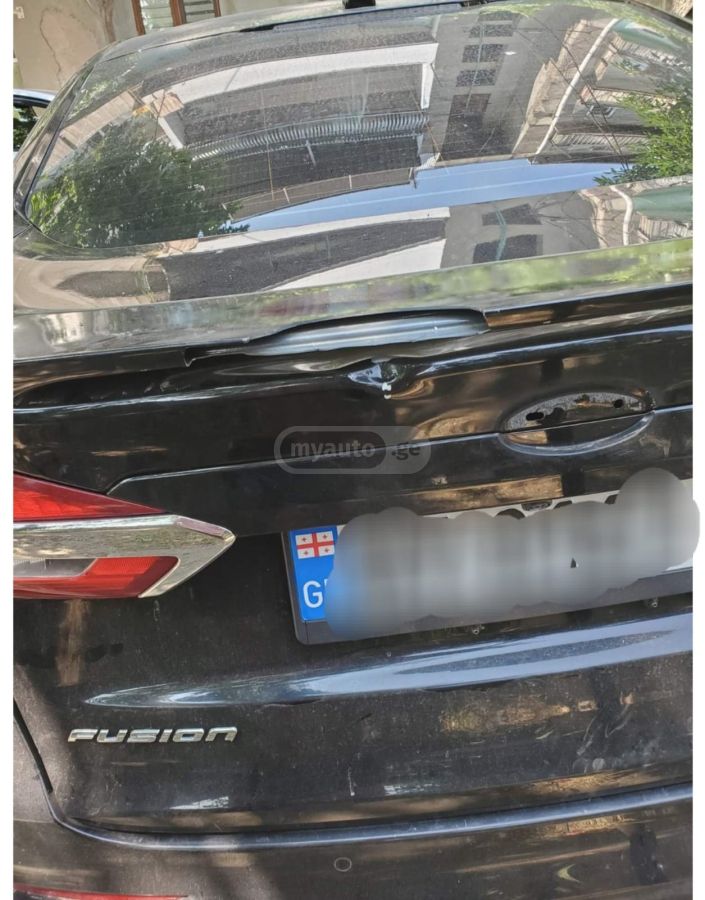 Ford Fusion 2019 — photo 2