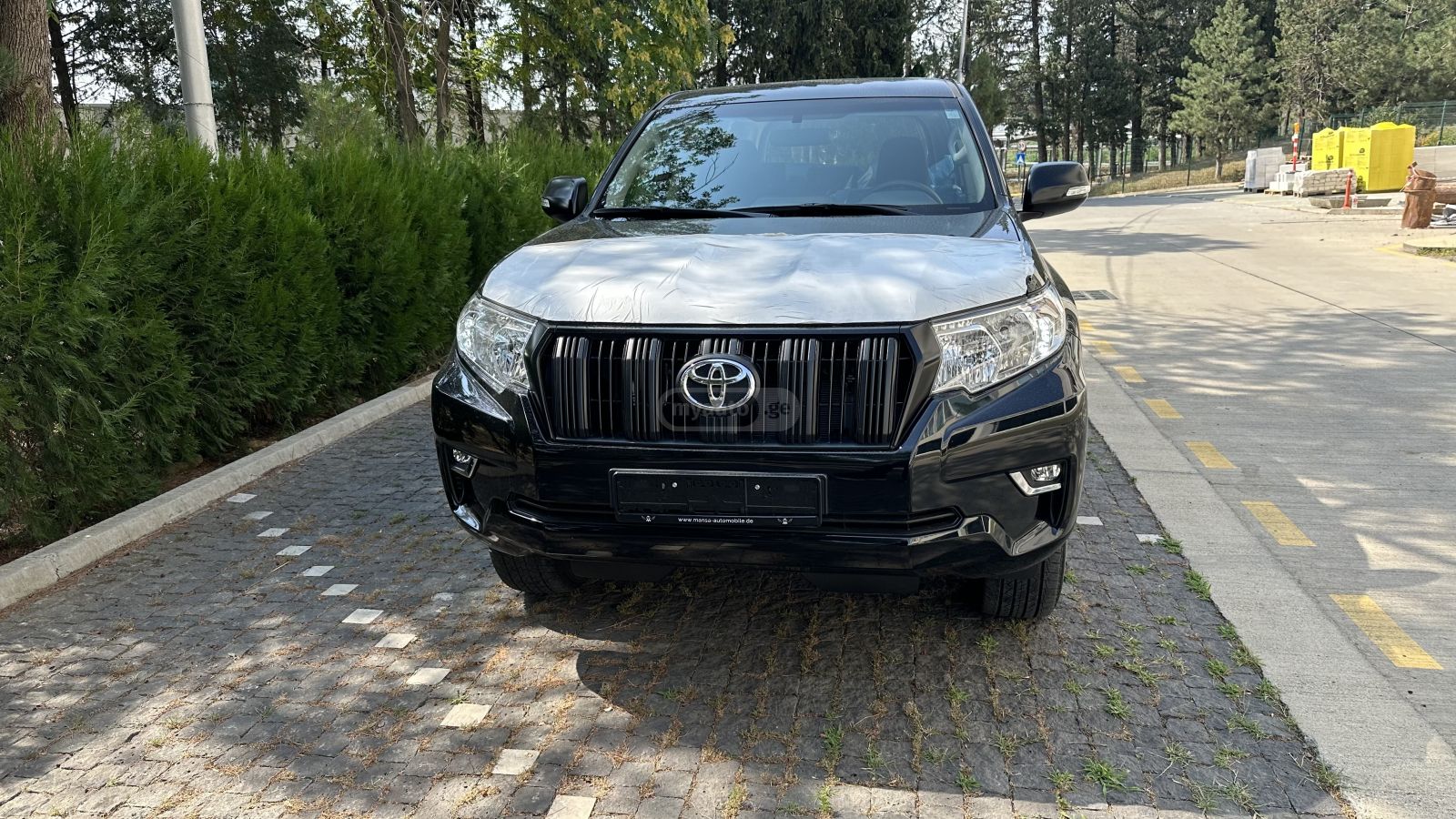 Toyota Land Cruiser Prado 2023 — photo 2