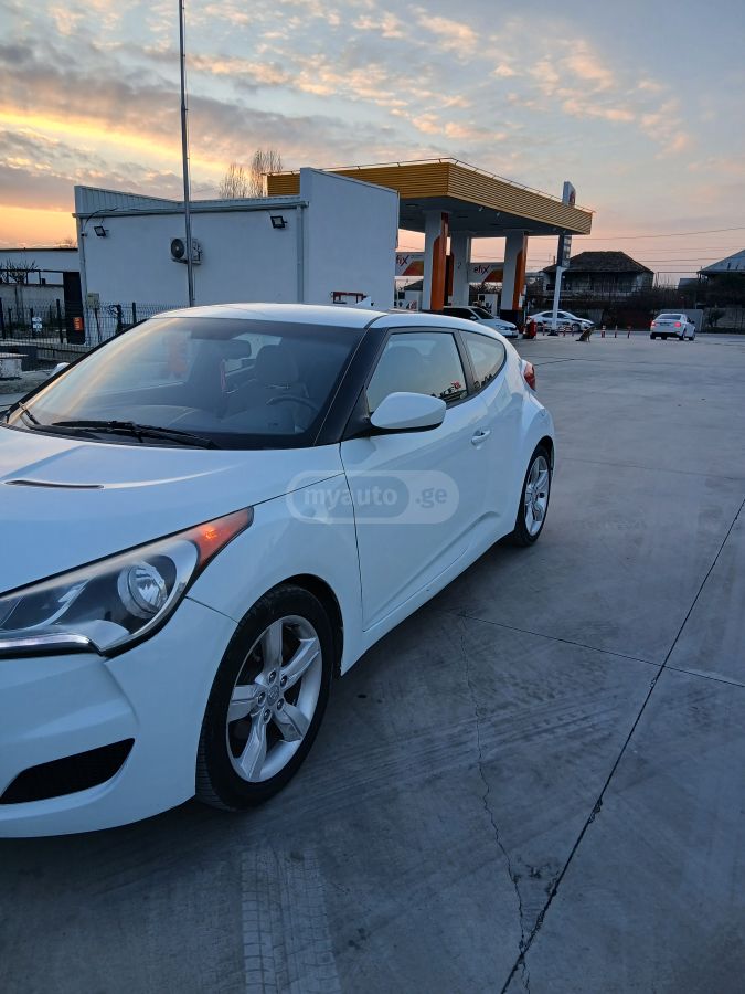 Hyundai Accent 2012 — photo 2
