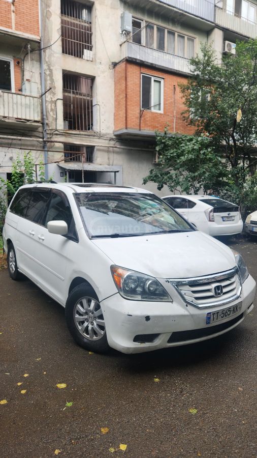 Honda Odyssey 2010 — photo 2
