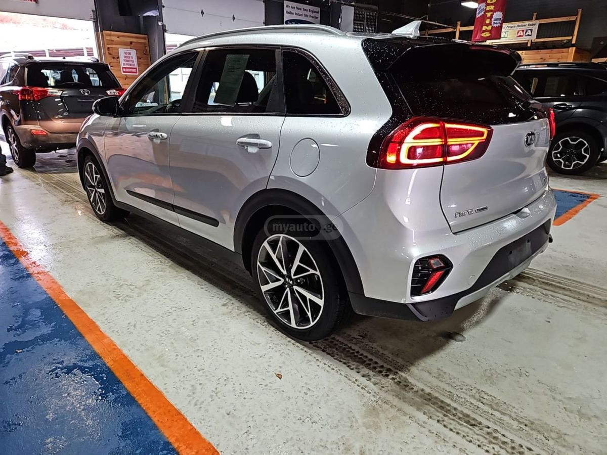 Kia Niro 2020 — photo 2