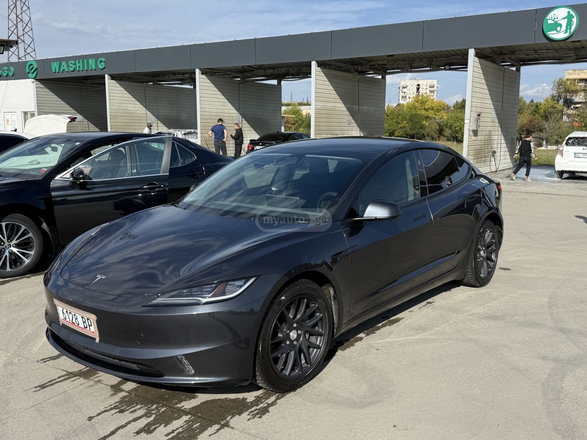 Tesla Model 3 2024 — photo 2