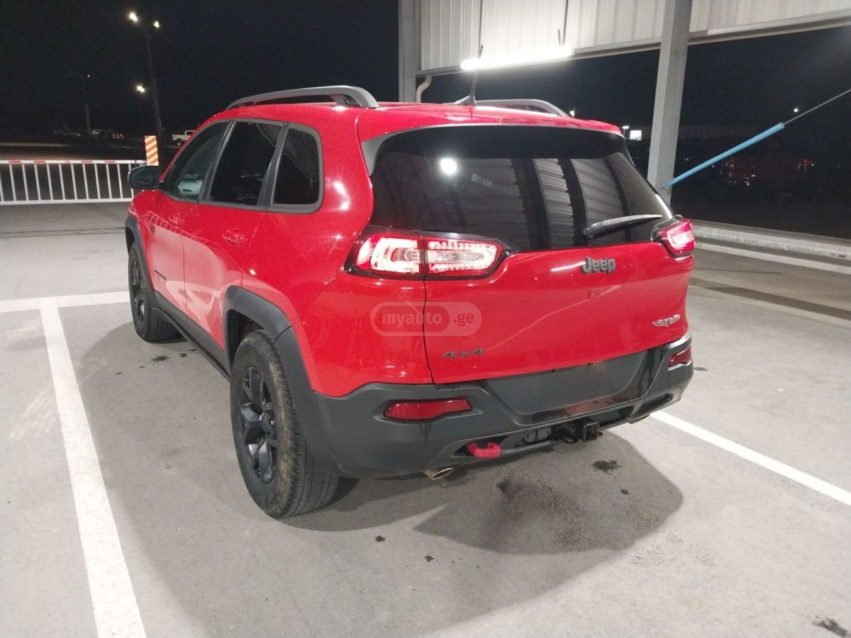 Jeep Cherokee 2018 — photo 2