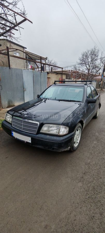 Mercedes-Benz C 180 1994 — photo 2