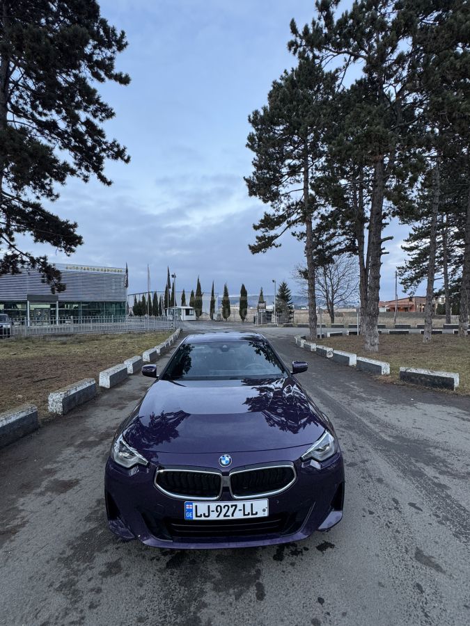 BMW 230i 2024 — photo 2