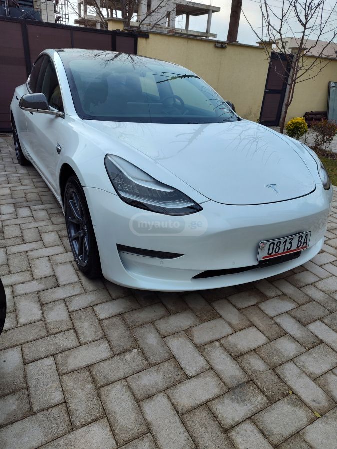 Tesla Model 3 2020 — photo 2