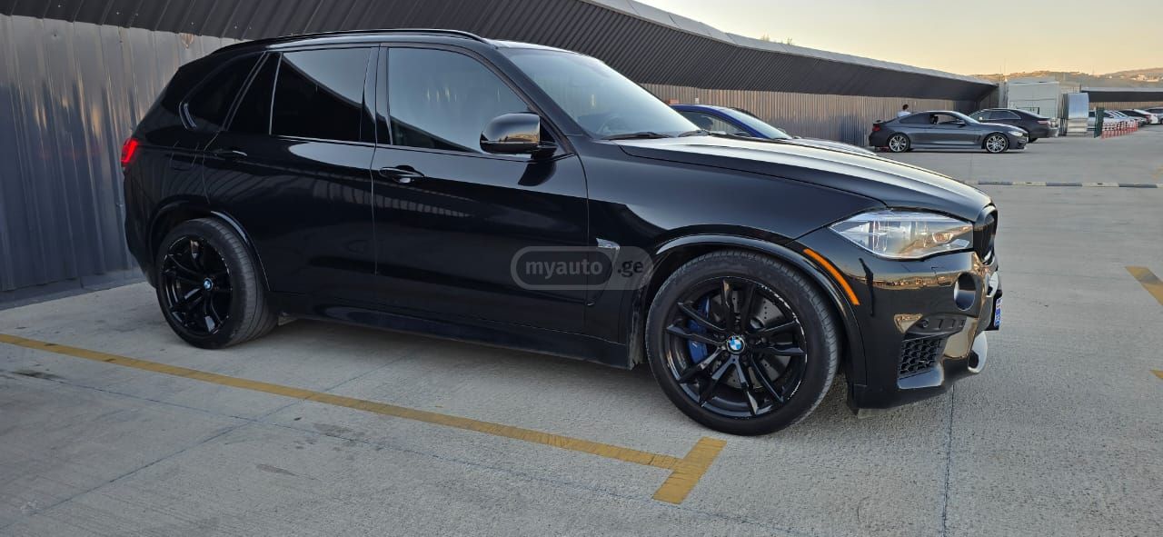 BMW X5 M 2015 — photo 2