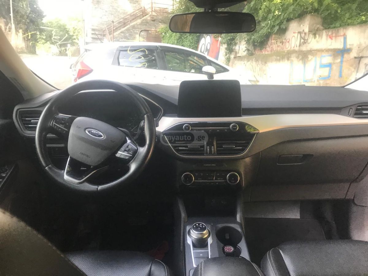 Ford Escape 2022 — photo 2
