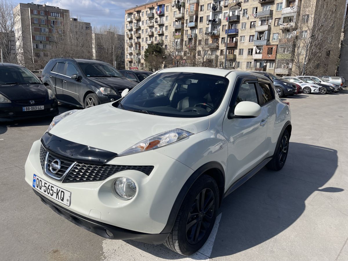 Nissan Juke 2012 — photo 2