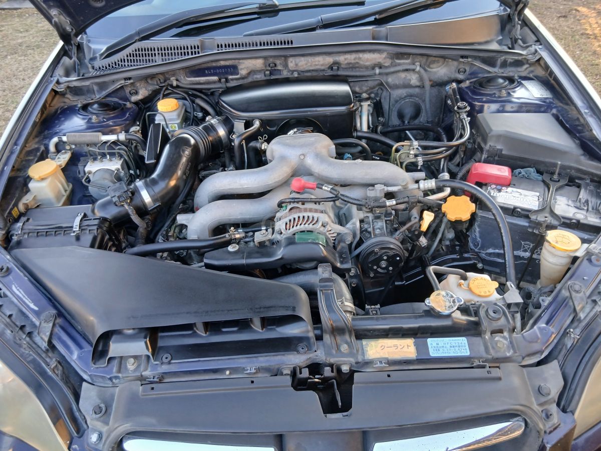 Subaru Legacy 2003 — photo 2