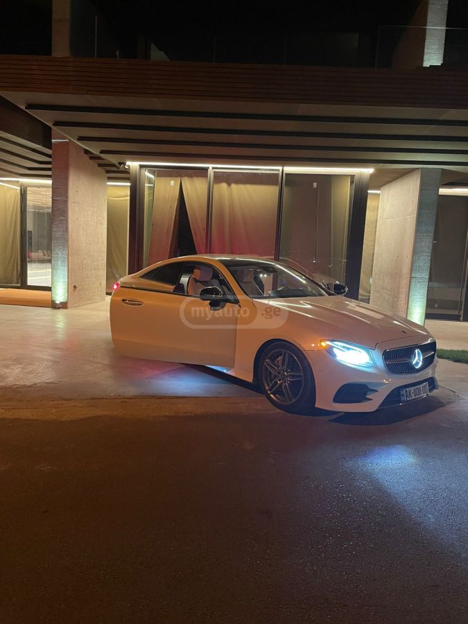 Mercedes-Benz E 400 2018 — photo 2