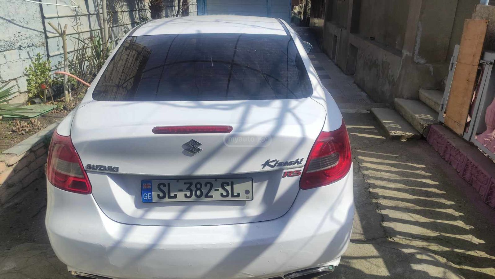 Suzuki Kizashi 2010 — photo 2