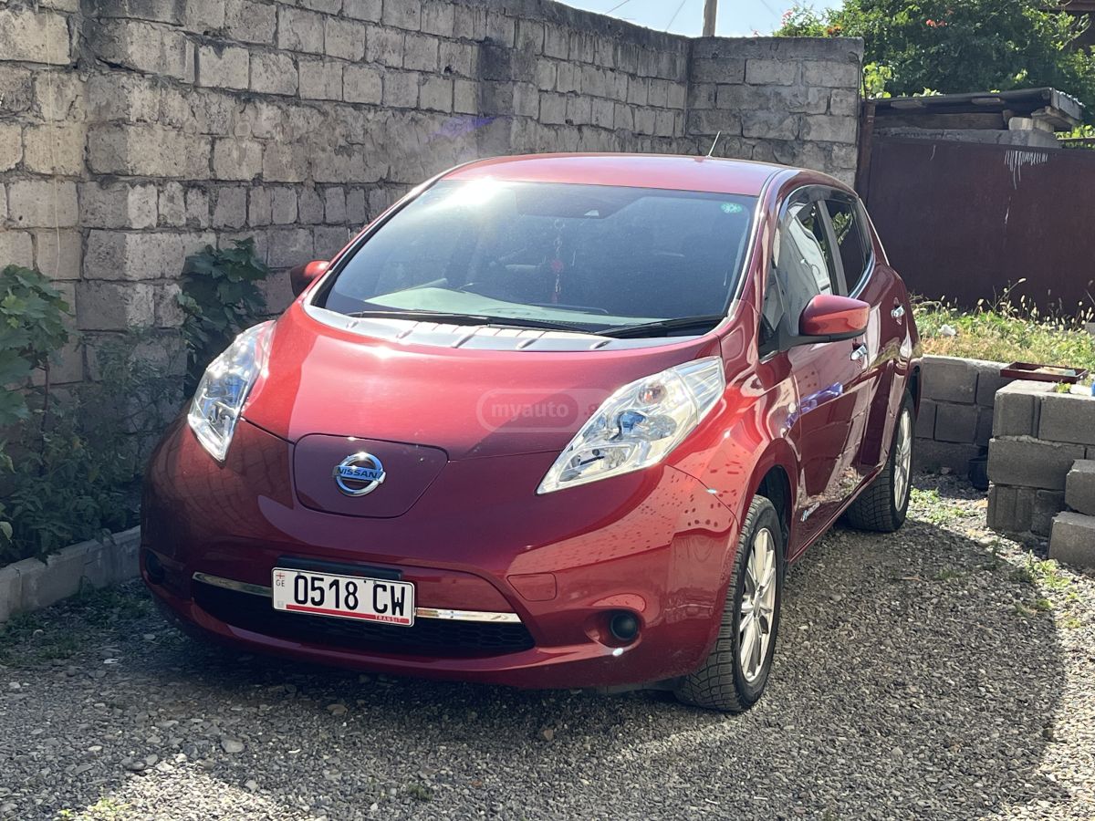 Nissan Leaf 2016 — photo 2
