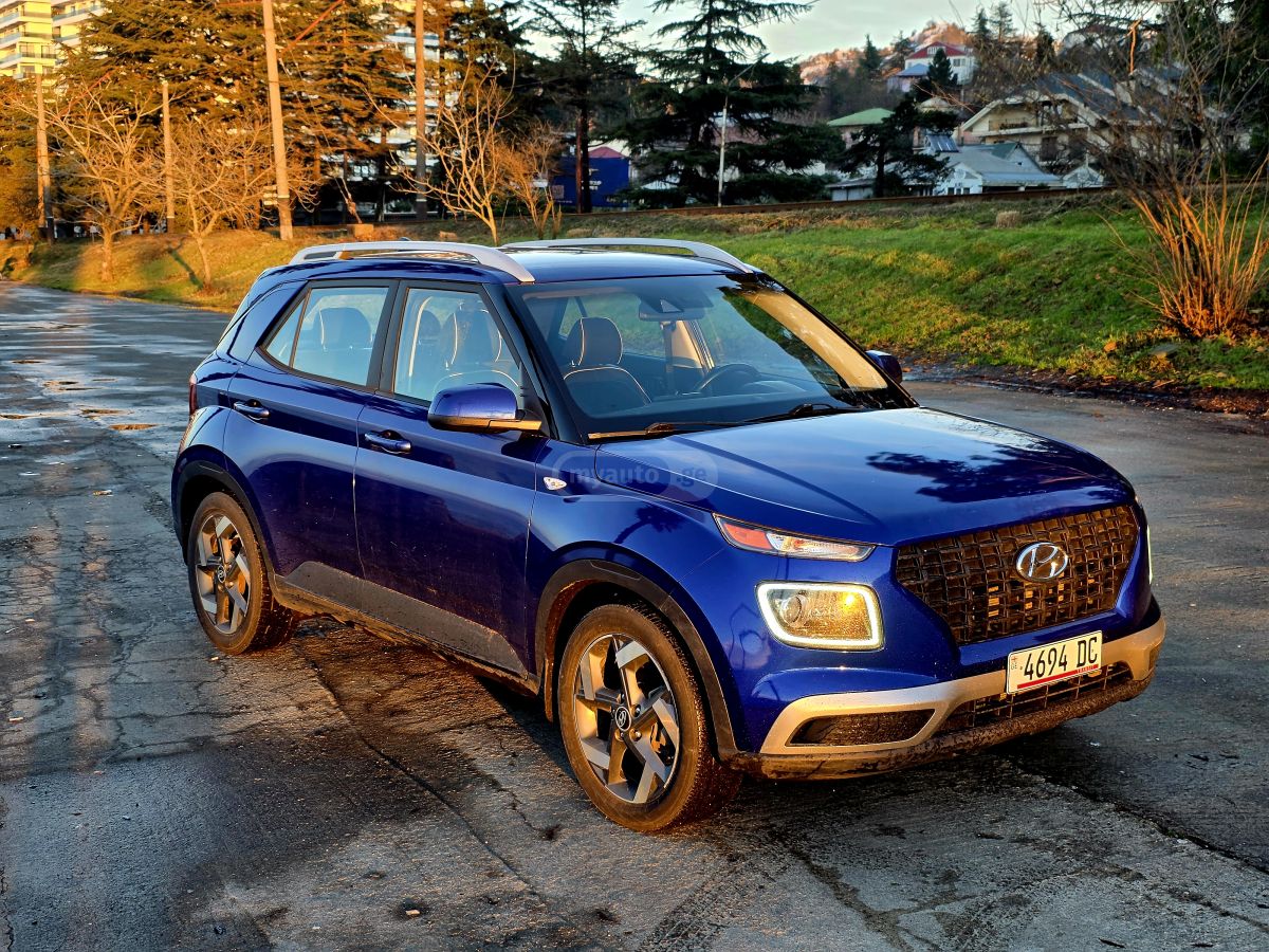 Hyundai venue 2022 — photo 2