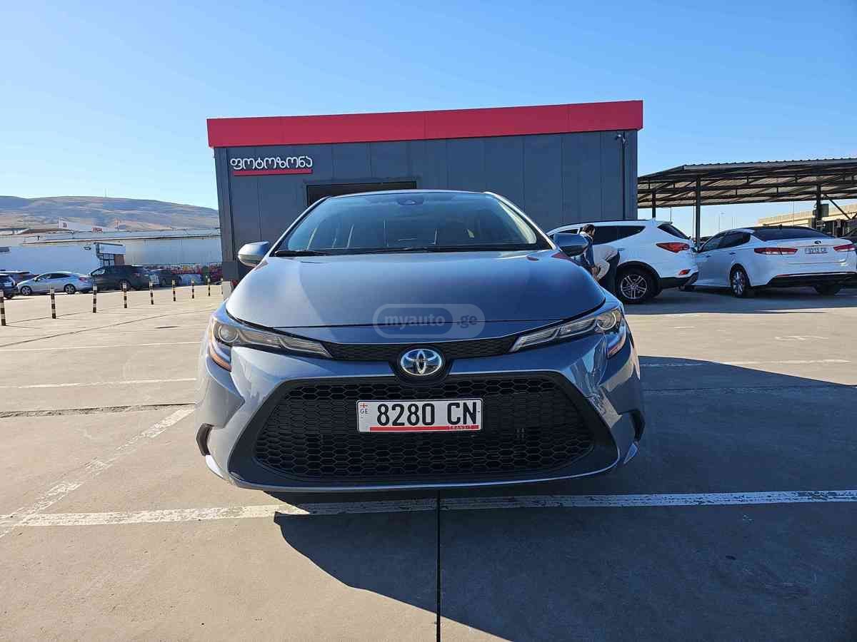 Toyota Corolla 2022 — photo 2