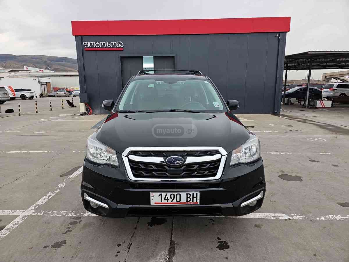 Subaru Forester 2017 — photo 2