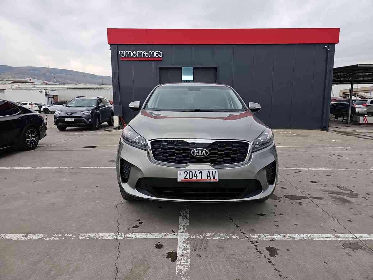 Kia Sorento 2019 — photo 2