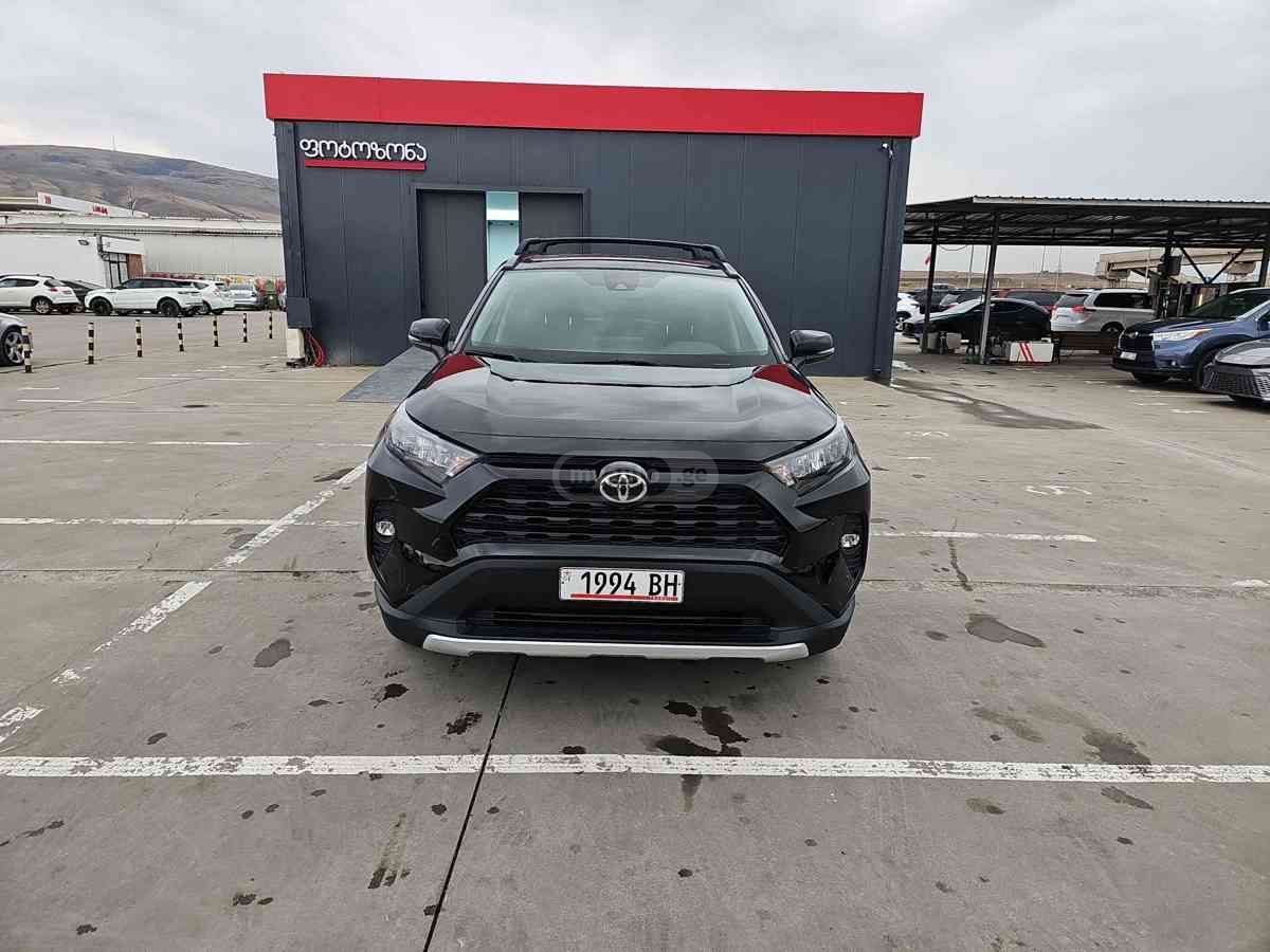 Toyota RAV 4 2021 — photo 2