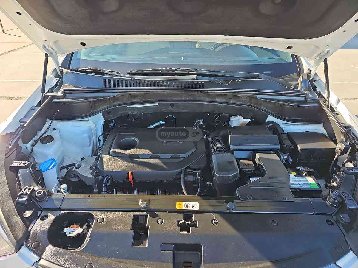 Hyundai Santa Fe 2018 — photo 2
