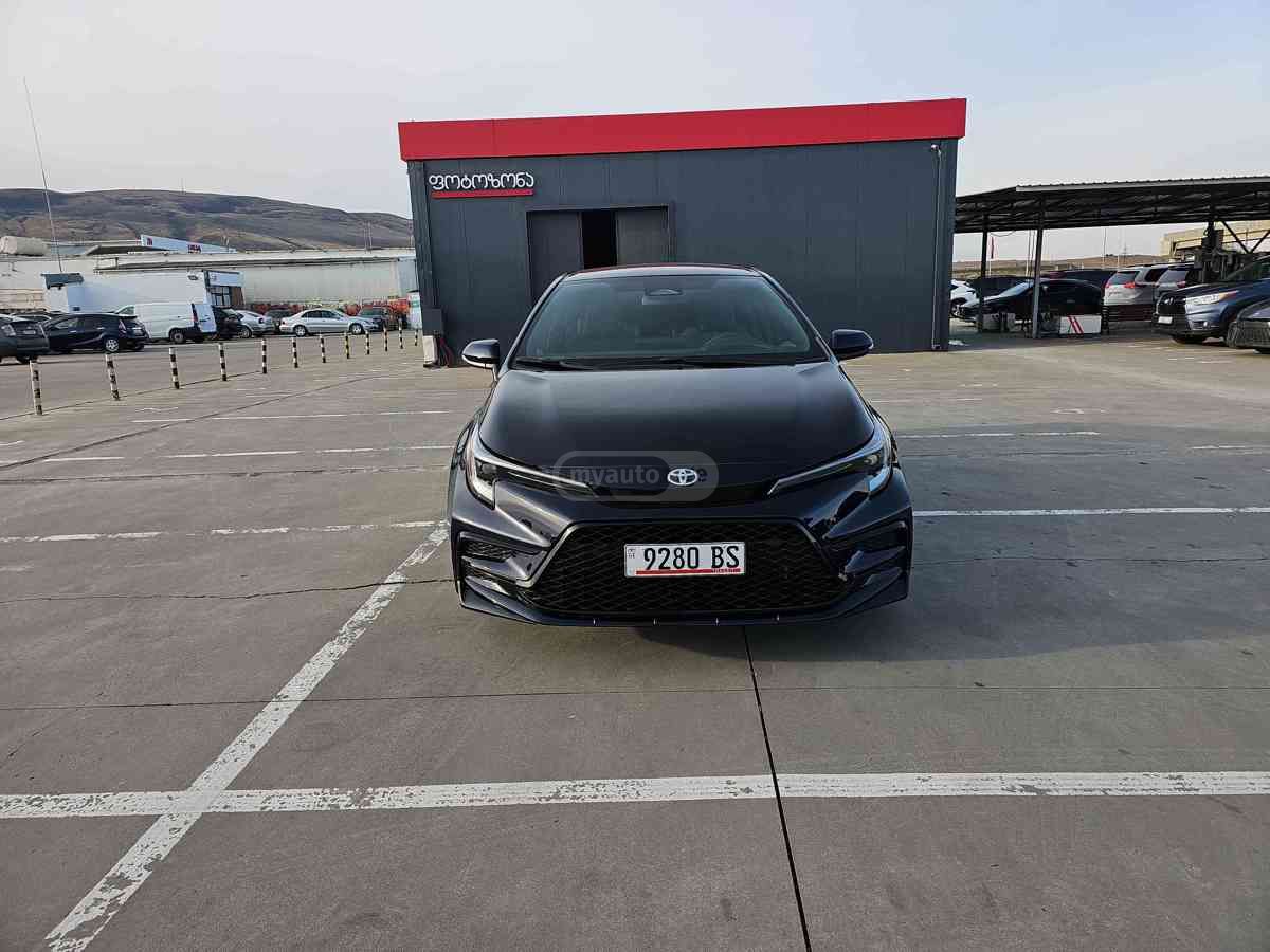 Toyota Corolla 2023 — photo 2
