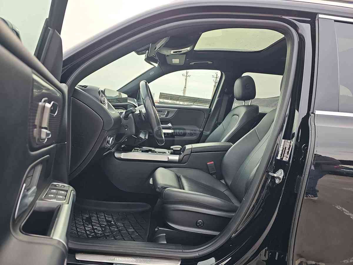 Mercedes-Benz GLB 250 2021 — photo 2